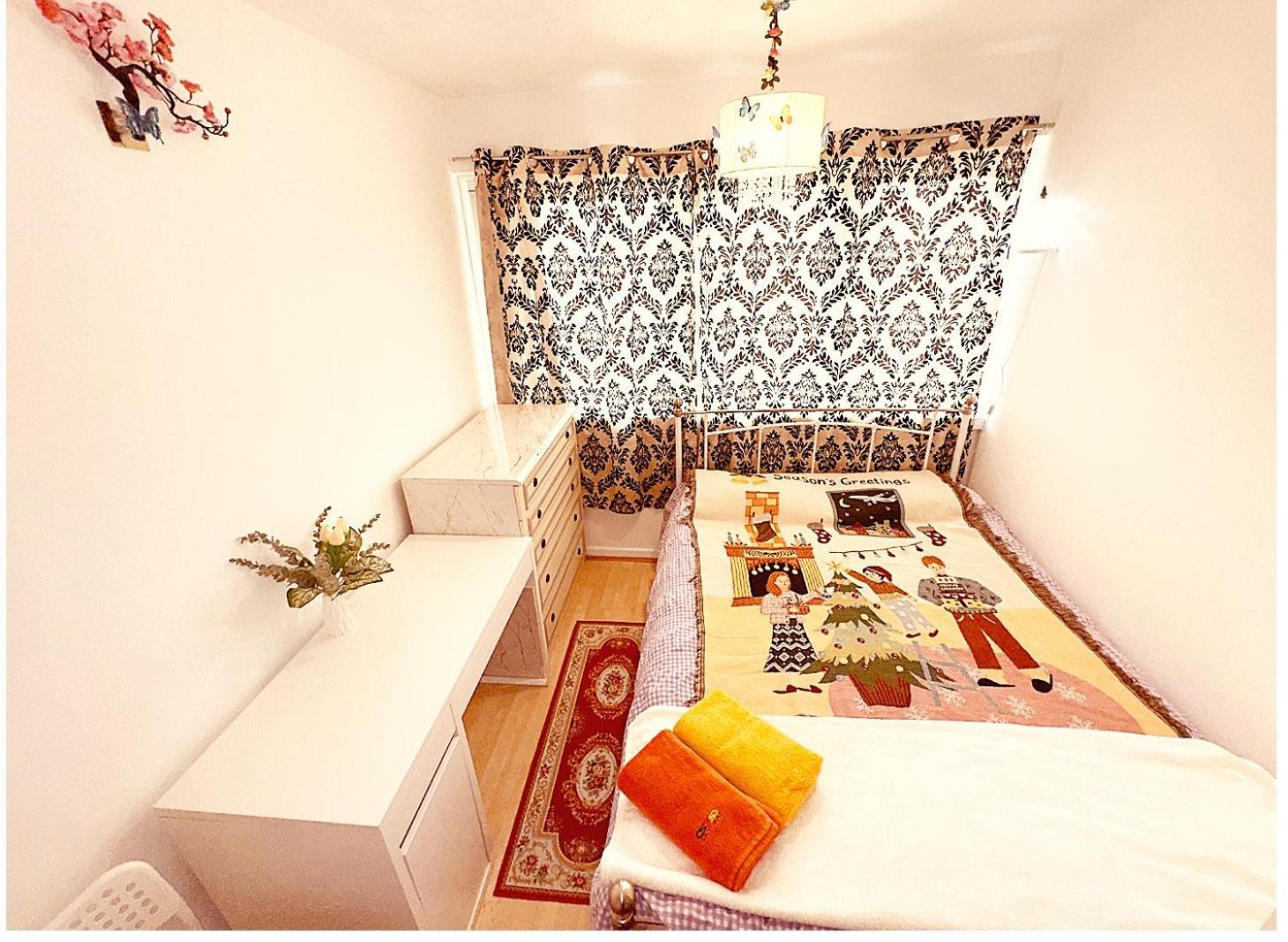 Excellent Double Rooms In Cheap Rate Around Central לונדון מראה חיצוני תמונה
