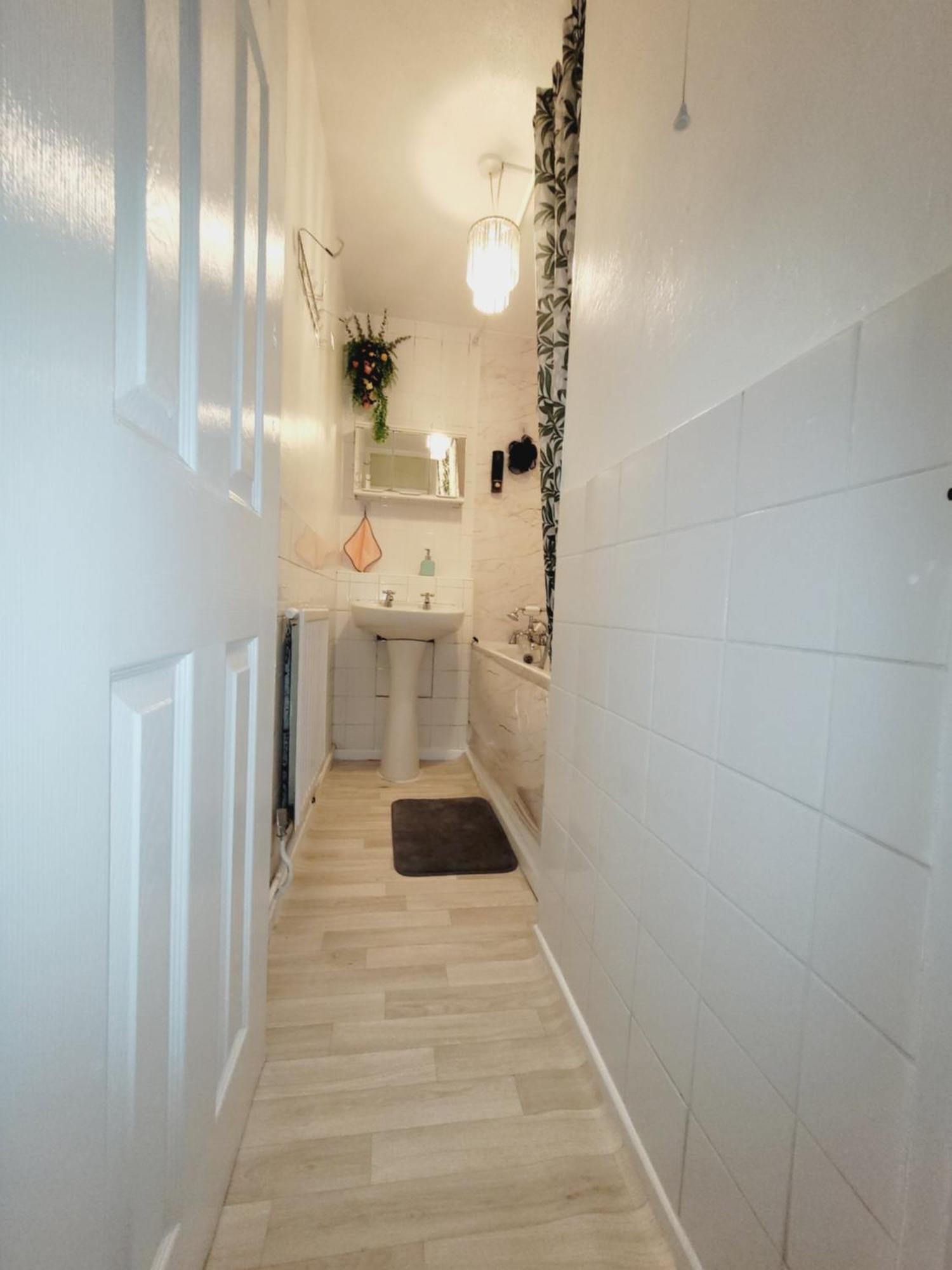 Excellent Double Rooms In Cheap Rate Around Central לונדון מראה חיצוני תמונה