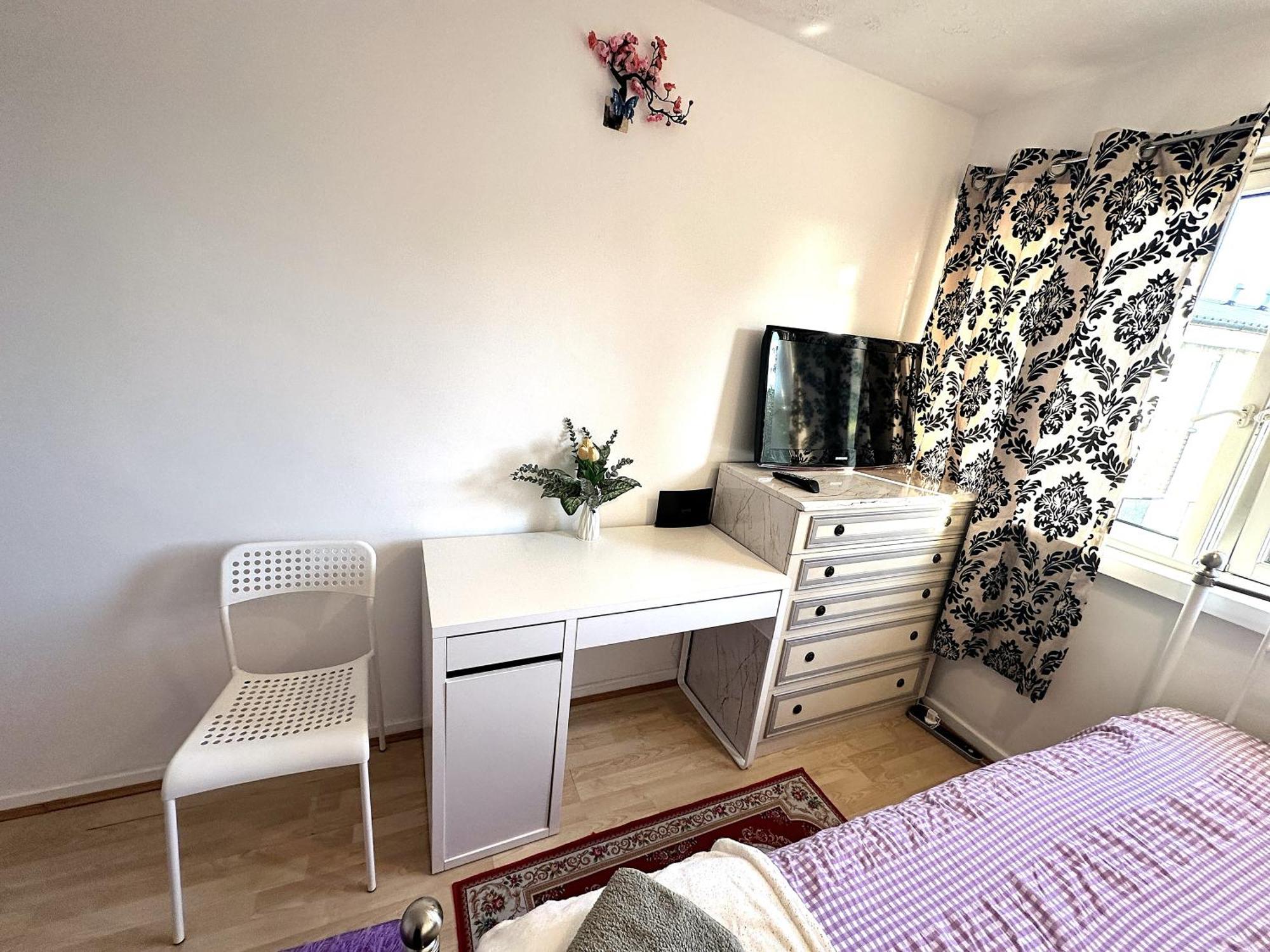 Excellent Double Rooms In Cheap Rate Around Central לונדון מראה חיצוני תמונה